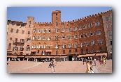 Siena : Piazza del Campo